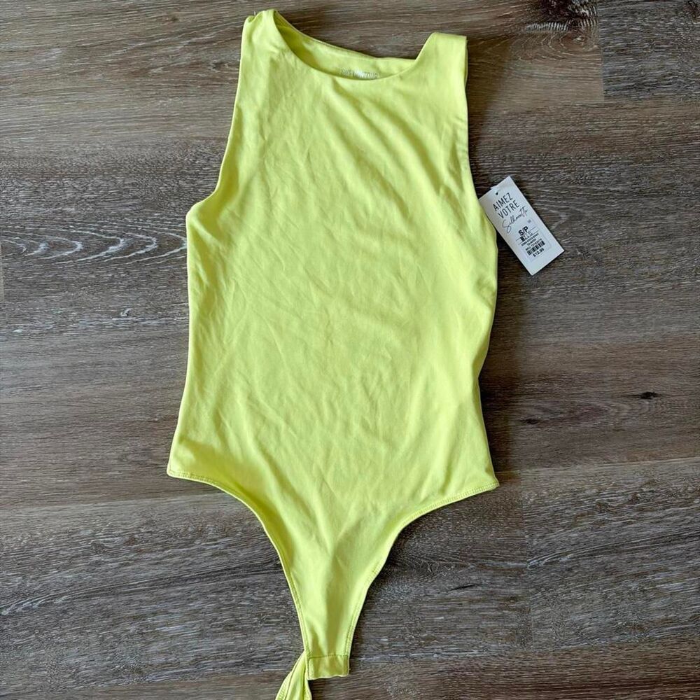 Charlotte-russe Women's Yellow and Green Bodysuit